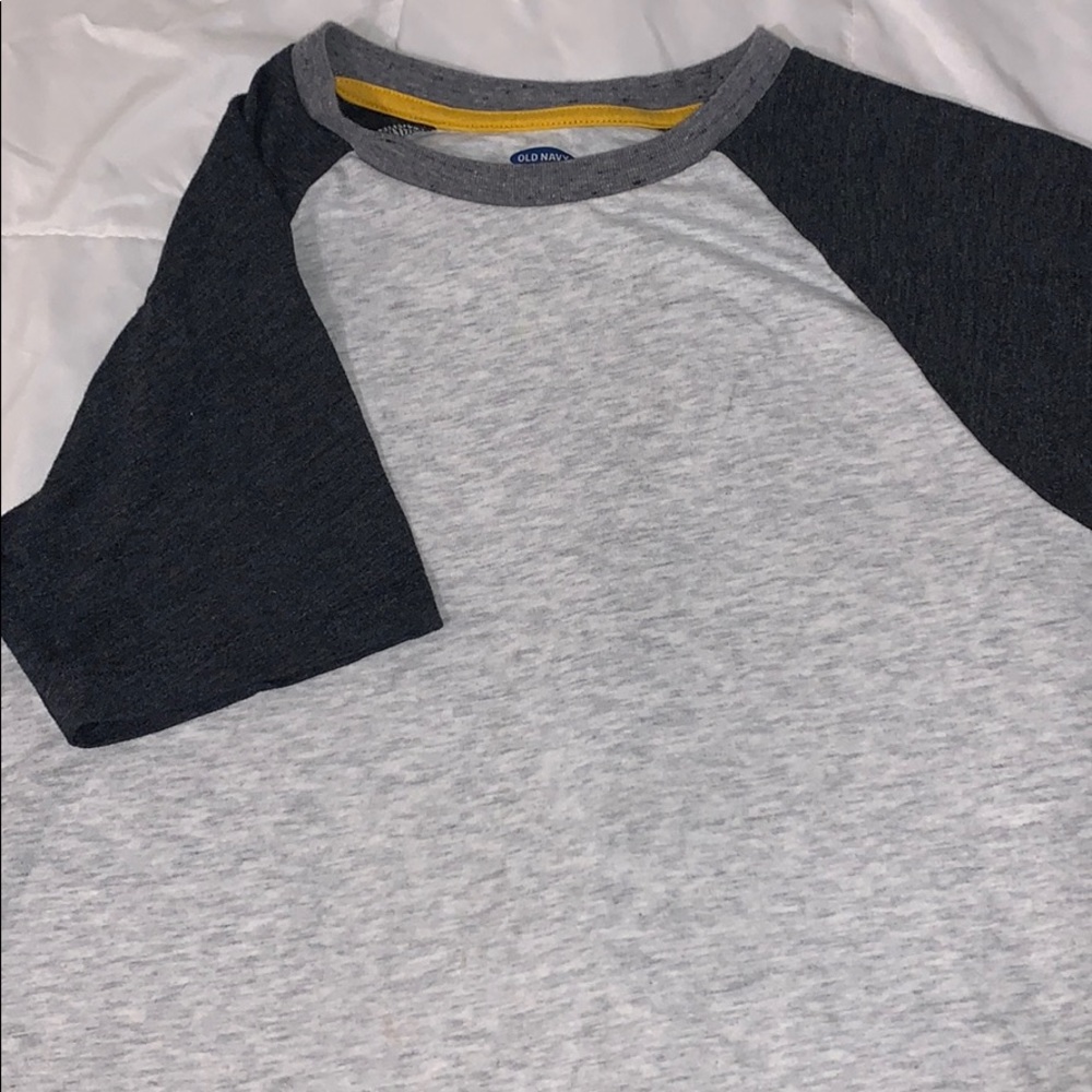 Boys gray t-shirt